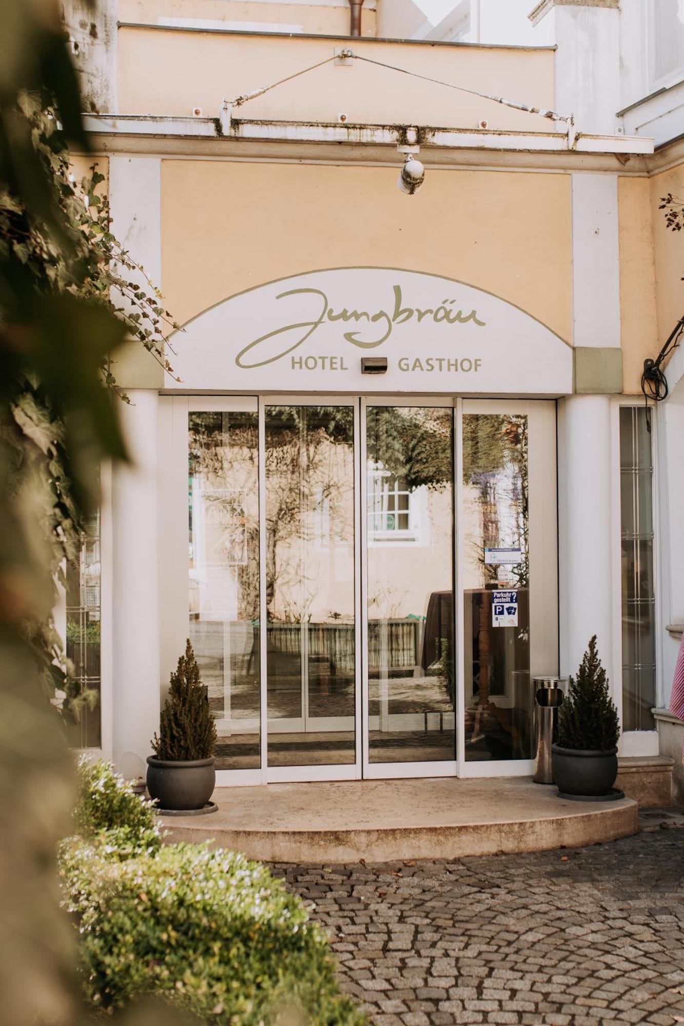 Hotel Jungbraeu Abensberg Exterior foto